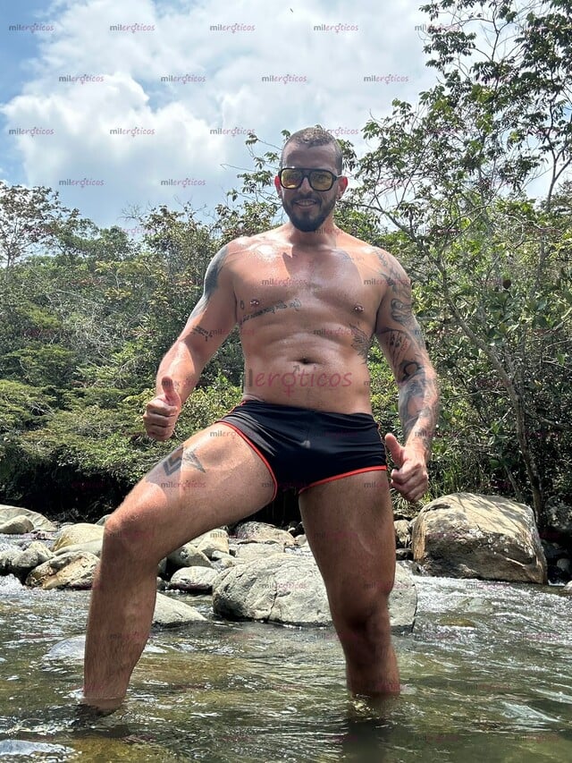 FOTOS DE POR POCOS DIAS... VICKINGO! MACHO PINTA VERGON MORBOSO Y DOMINANTE