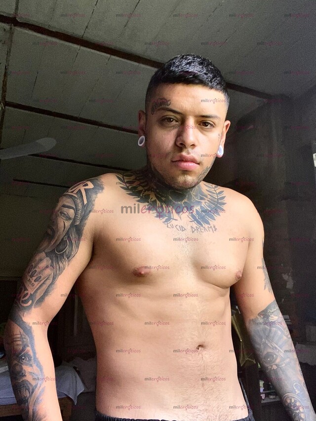 FOTOS DE SOY GLEN RIVAZZ ARTISTA URBANO Y ACTOR PORNOGRAFICO LISTO PARA COMPLACERTE