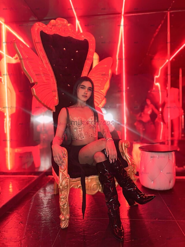 FOTOS DE MADISSON, MODELO DELICADA, ELEGANTE FEMENINA Y SEXY