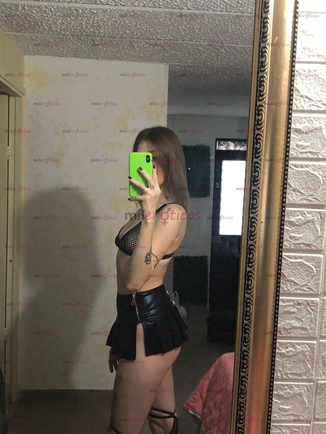 FOTOS DE EXOTICA RUBIA DE OJOS VERDES NINFOMANA DESCOMPLICADA