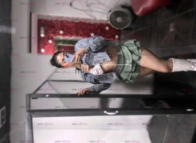 FOTOS DE HOLA ME LLAMO SOFÍA 22 AÑOS CUERPO NATURAL