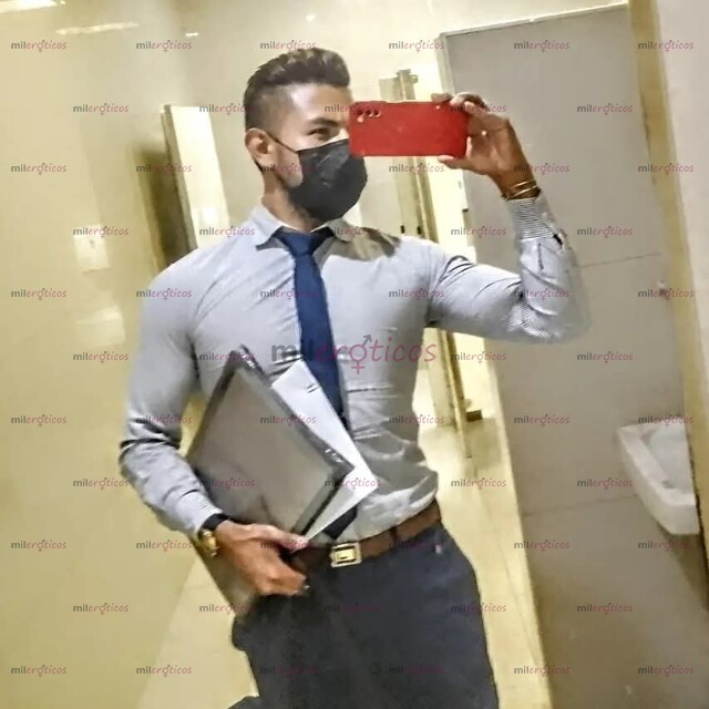 FOTOS DE BARBERO ATLÉTICO BUSCANDO CULOS PARA COMER Y VERGAS QUE SABOREAR