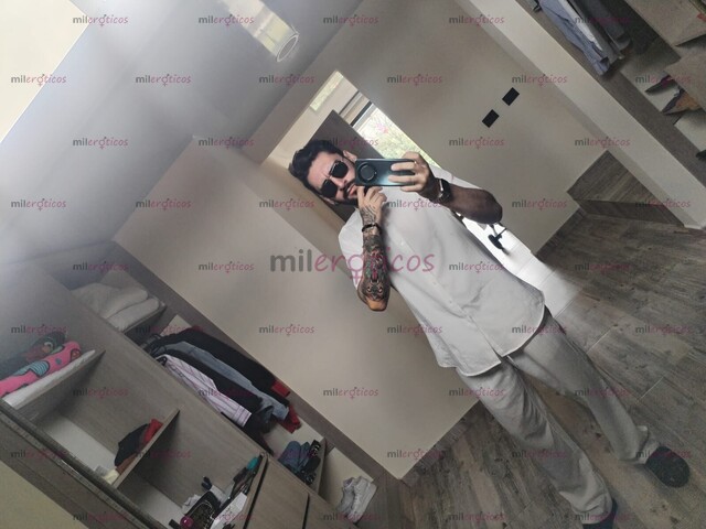 FOTOS DE MASCULINO COLOMBIANO DOTADO DOMICILIO24 7