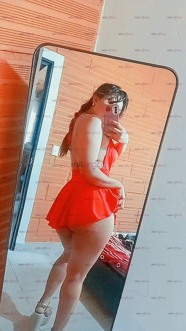 FOTOS DE COSTEÑA POR POCO TIEMPO CARISMÁTICA, COQUETA