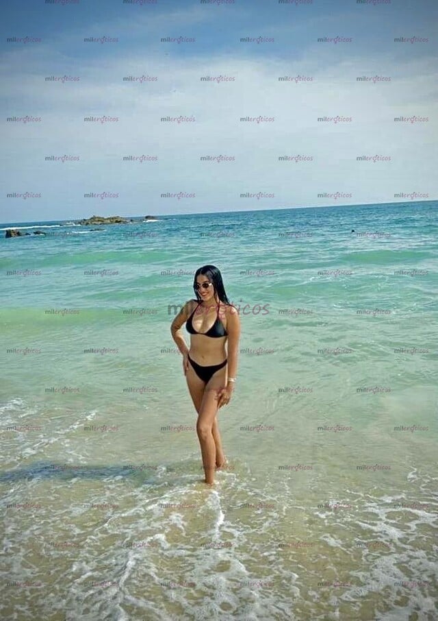 FOTOS DE COLOMBIANA 22 AÑOS , FLAQUITA Y TIERNA , DISPUESTA A COMPLACERTE