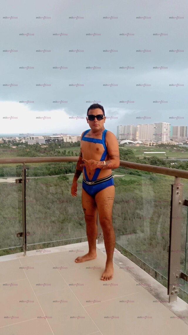 FOTOS DE MACHO100%ACTIVO,DOMINANTE CON UNA VERGA LLENA DE LECHE PARA TY