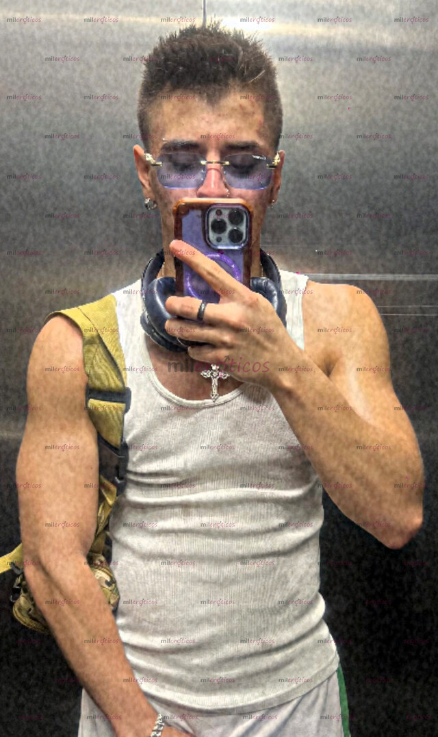 FOTOS DE MACHO JOVEN GAY LISTO PARA DOLLAR UNA BUENA PERRA $