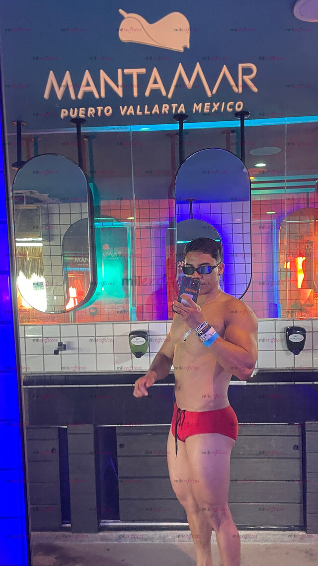 FOTOS DE NALGON JOVEN Y GUAPO COMPLACIENTE DISPUESTO A SATISFACERTE TOTALMENTE