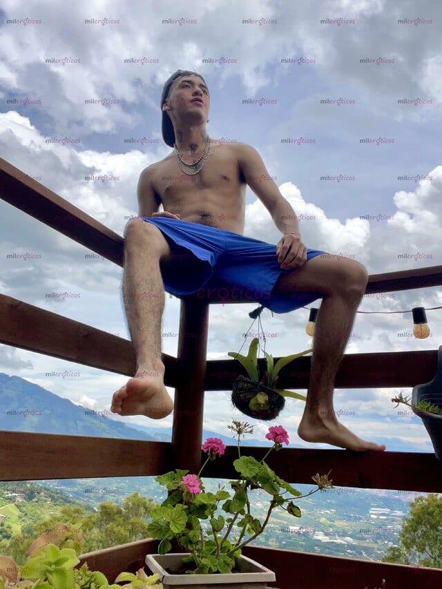 FOTOS DE CHICO DOMINANTE Y ARRECHO CREADOR DE CONTENIDO EXPLICITO Y SIN CENSURA