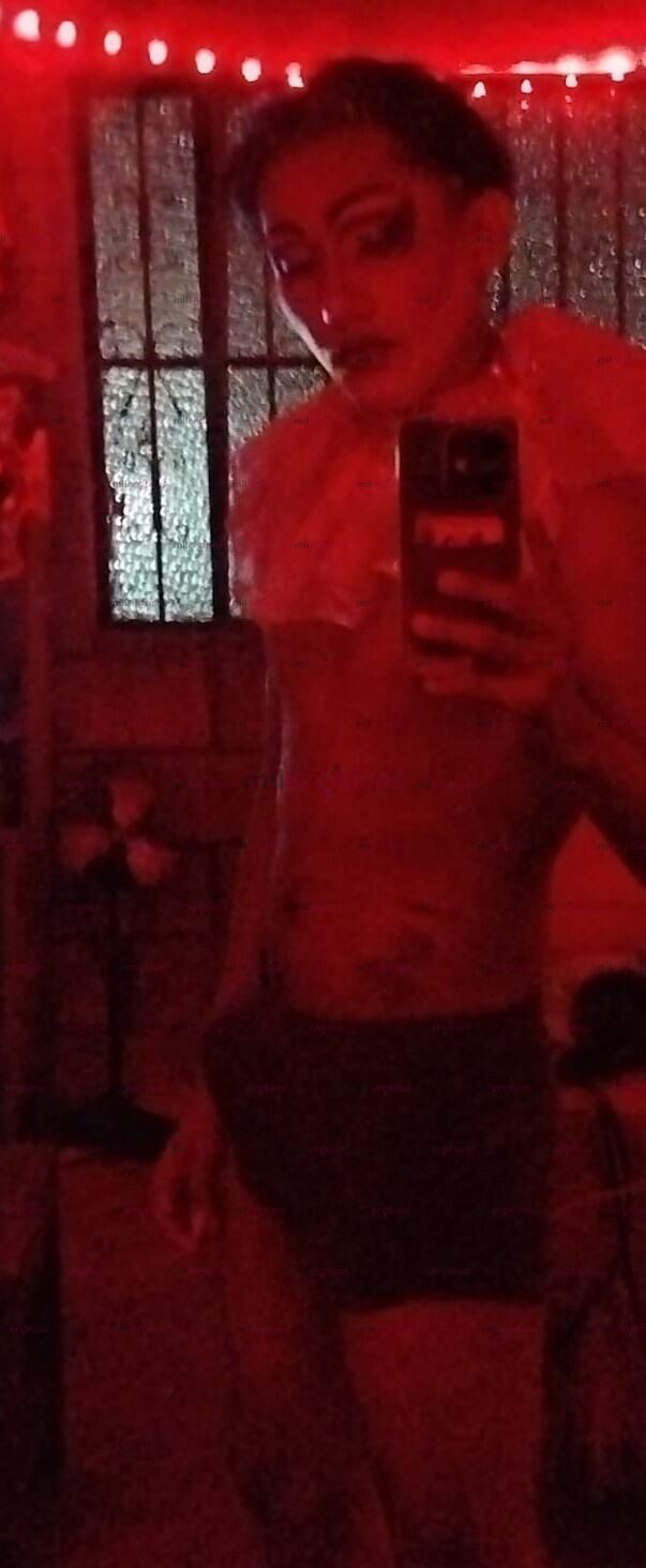 FOTOS DE CHICA DRAG, ACTIVA CON GANAS DE CONOCERTE