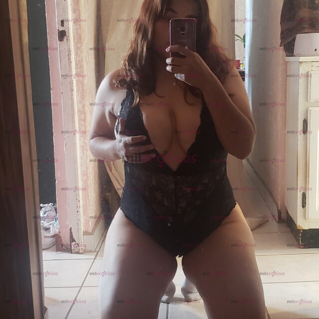 FOTOS DE TRIO!!, RICA Y DELICIOSA GORDIBUENA , ECXELENTES BUBIS Y CULO PARA TI