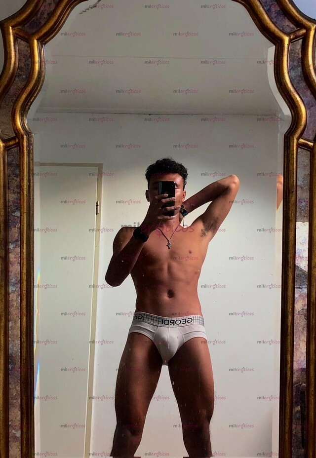 FOTOS DE JOVEN BARRANQUILLERO COMPLETAMENTE PASIVO...