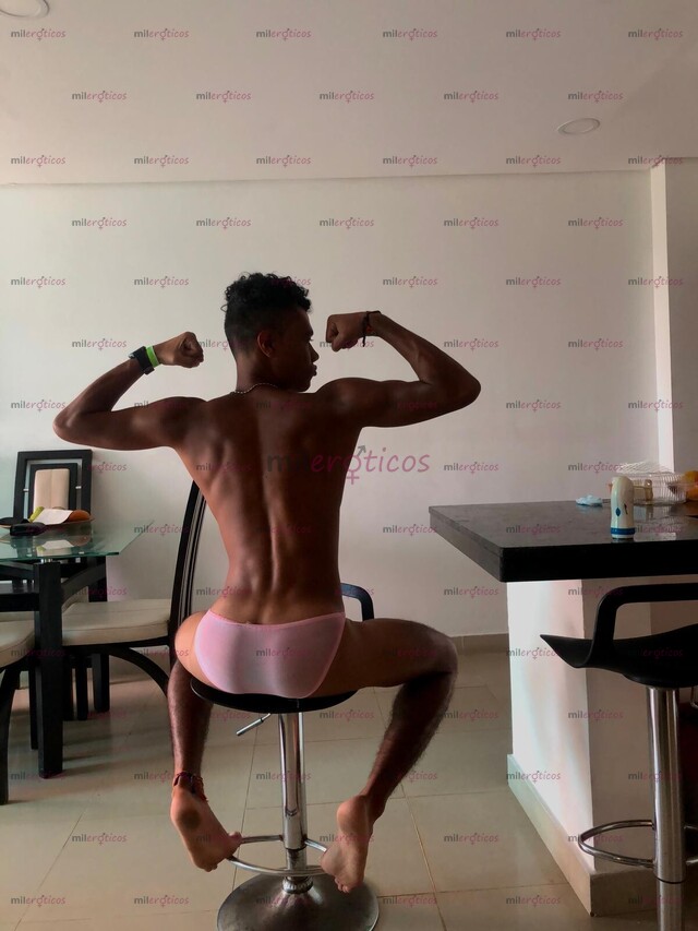 FOTOS DE JOVEN BARRANQUILLERO COMPLETAMENTE PASIVO...