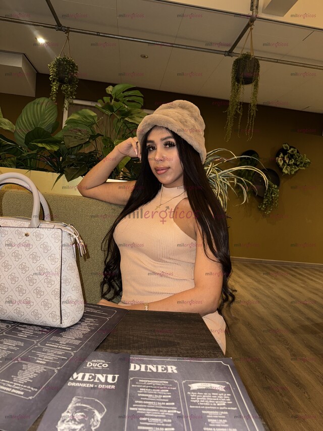 FOTOS DE LLEGO LO QUE BUSCABAS. CURVAS PERFECTAS. DOTACIÓN FABULOSA