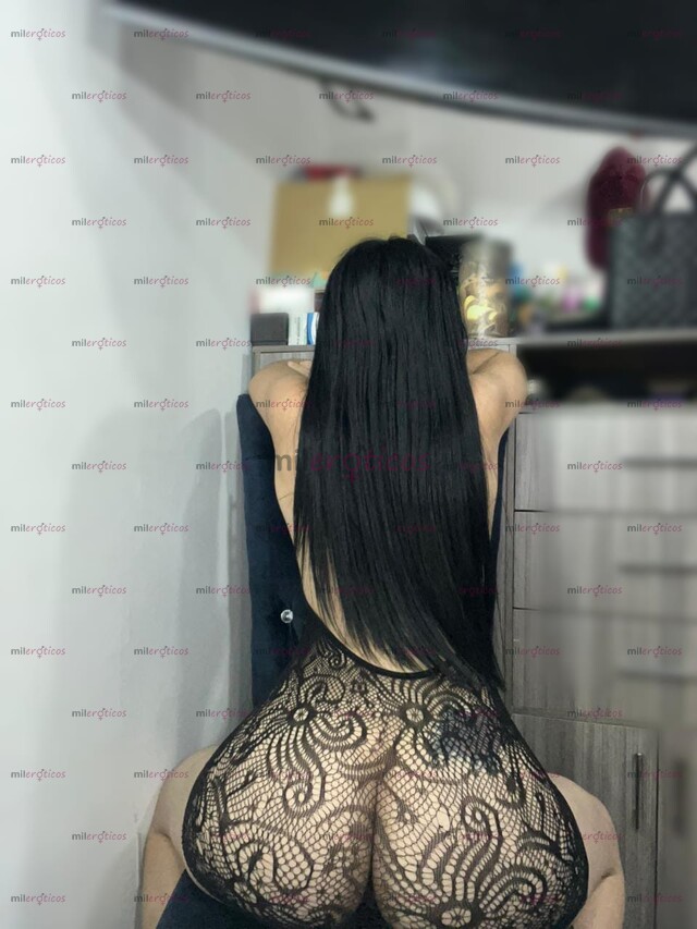 FOTOS DE HOLA CORAZÓN MI NOMBRE ES LARISSA UNA CHICA LINDA CON CUERVAS LIDA