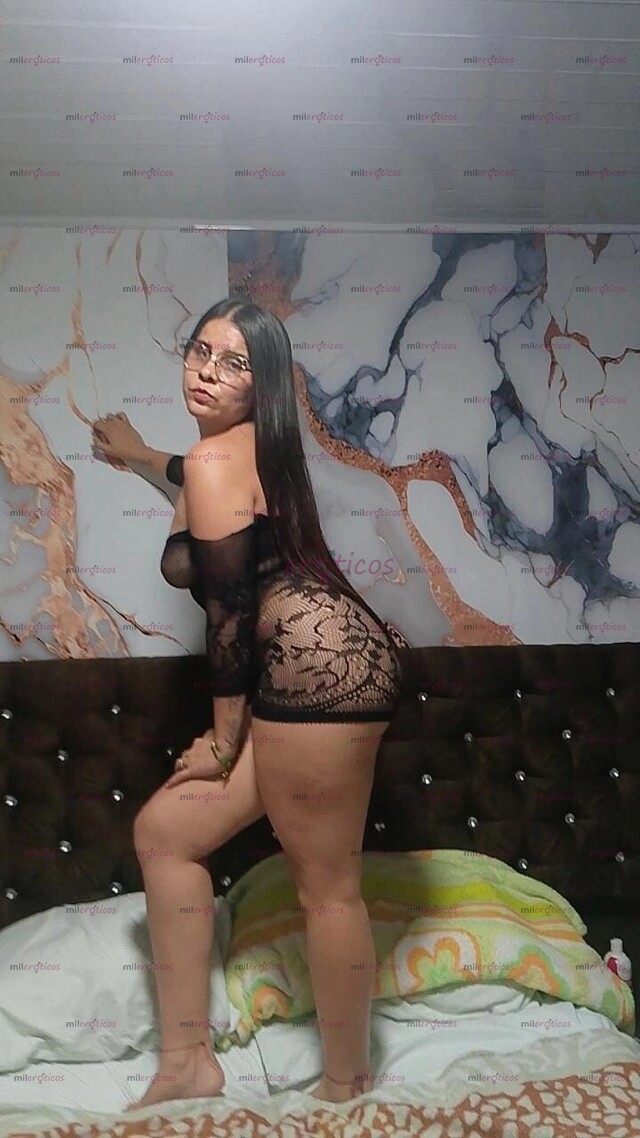 FOTOS DE LLEGÓ TU PELINEGRA ARDIENTE Y GARGANTA PROFUNDADPUESTA A CUMPLIR TUS DESEOS AMOR