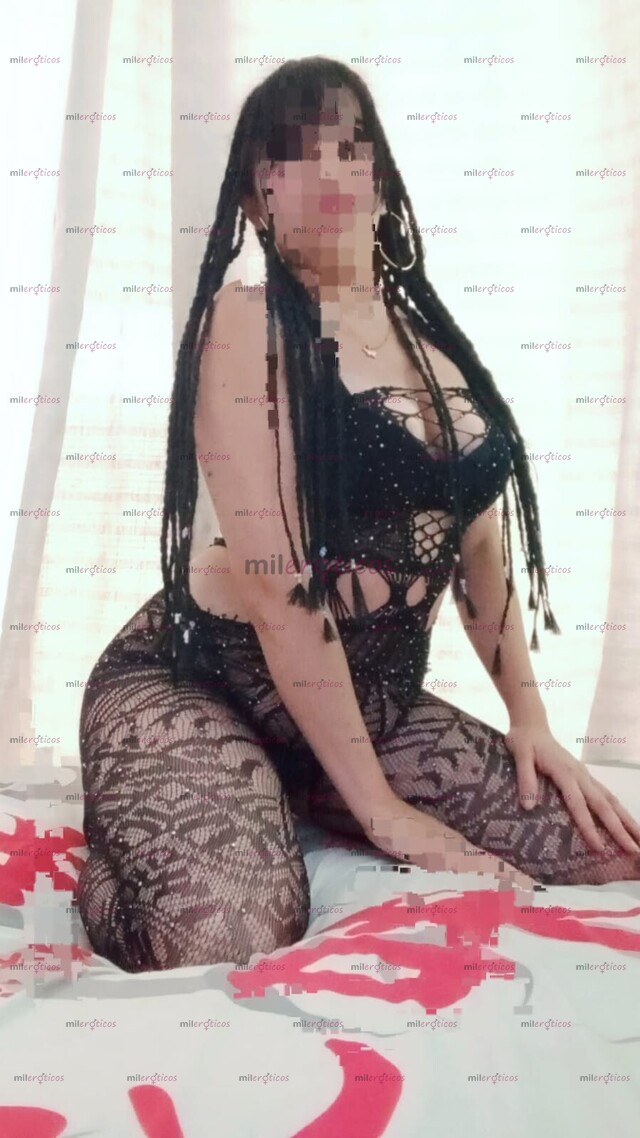 FOTOS DE HOLA MIS AMORES SOY DANIELA UNA CHICA JOVEM PELINEGRA CARITA LIMDA