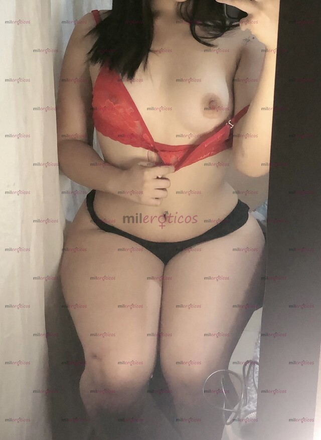FOTOS DE VIOLETA UNA SEXY MUJER NALGONA DISPUESTA A COMPLACERTE Y PASARLA BIEN