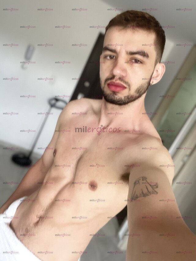 FOTOS DE HOMBRE VERSÁTIL MASCULINO BILINGUE DISPONIBLE