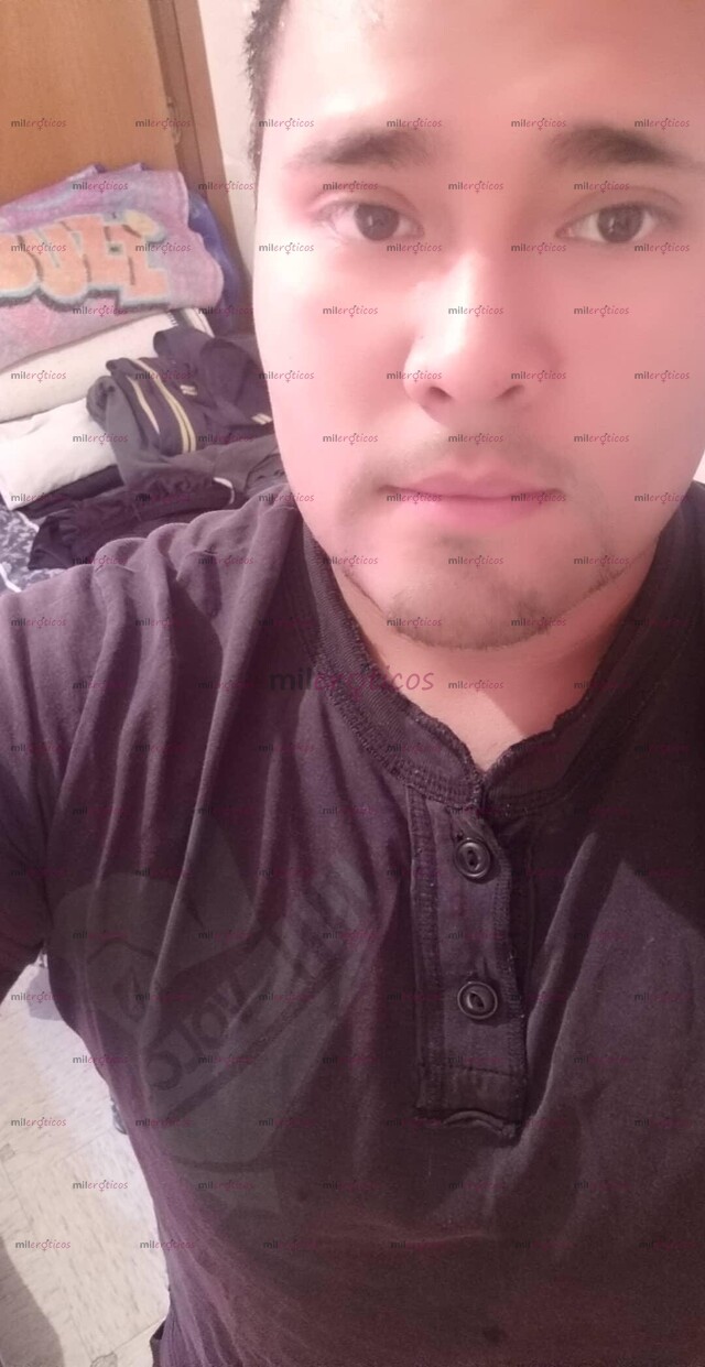 FOTOS DE HOLA MI AMOR SOY CHARLY A TUS ÓRDENES SERÉ TU MEJOR AMANTE