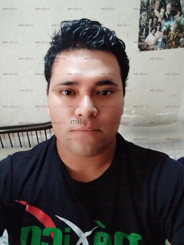 FOTOS DE HOLA MI AMOR SOY CHARLY A TUS ÓRDENES SERÉ TU MEJOR AMANTE