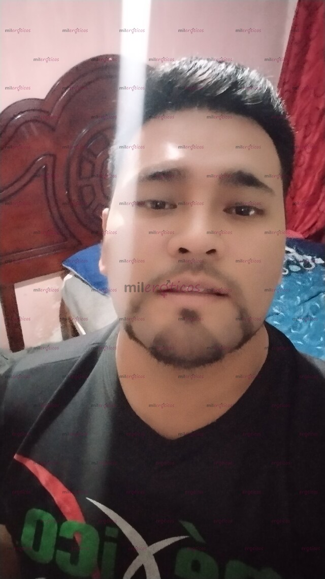FOTOS DE HOLA MI AMOR SOY CHARLY A TUS ÓRDENES SERÉ TU MEJOR AMANTE