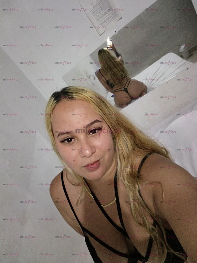 FOTOS DE SEXY Y ERÓTICA MONA COMPLACIENTE DISPUESTA A TODO