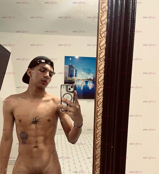 FOTOS DE POLLO ARRECHO VERGON 20CM DISPUESTO A COMPLACERTE