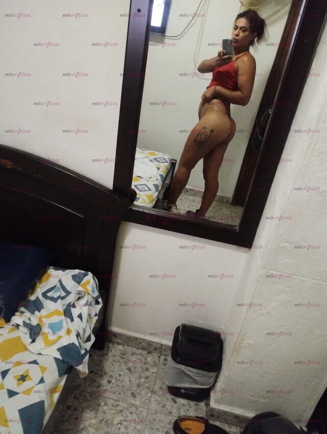 FOTOS DE SOLO DOMICILIOS....SOY YURLEY CHICA MORENA ATREVIDA ARDIENTE...