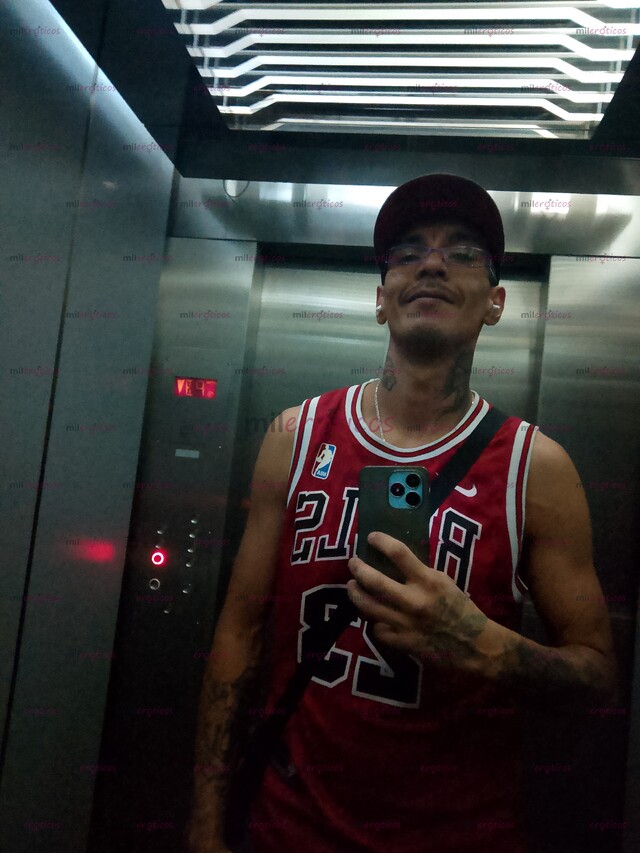 FOTOS DE EL 23 NO FALLA: ALTO, TATUADO Y AGUANTADOR. LO QUE BUSCAS EN UN CHACAL REAL LO T