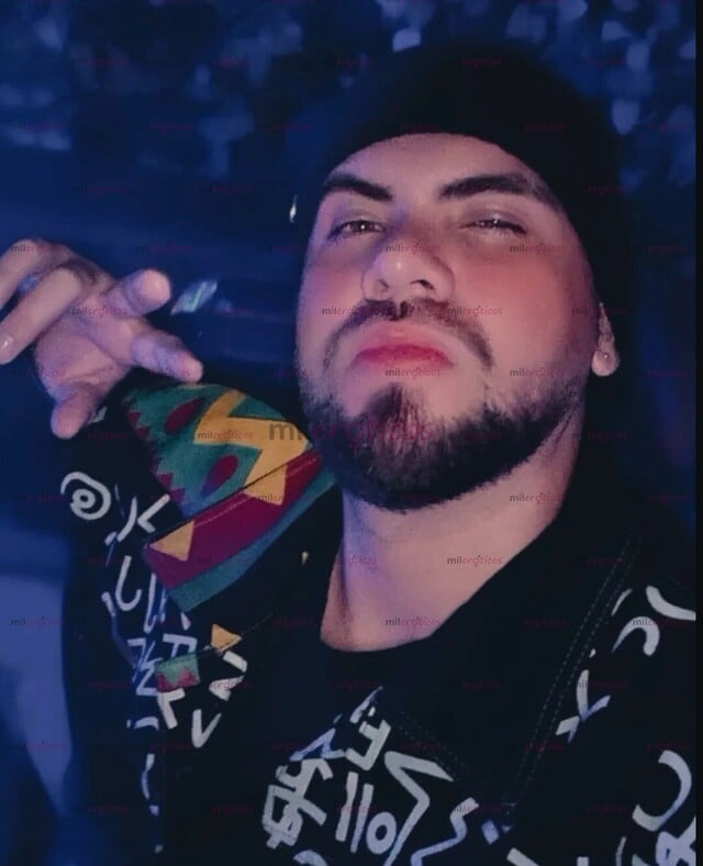 FOTOS DE CHICOS DIVERTIDOS, EDUCADOS, MORBOSOS... SERVICO EXTRAORDINARIO.