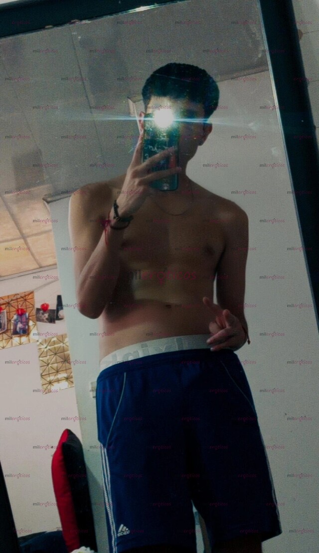FOTOS DE SANTIAGO JOVEN DISCRETO SERIO MASCULINO ACOMPAÑANTE SCORT