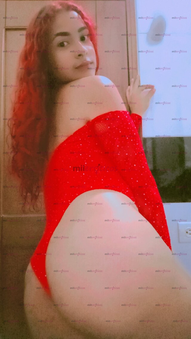 FOTOS DE LA FLACA BELLA PELIROJO DE VENEZUELA MUY CALIENTE Y ATRACTIVA