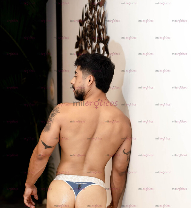 FOTOS DE IKER CHICO DEPORTISTA, MORBOSO Y CALIENTE. DISPUESTO A PASARLA RICO CONTIGO