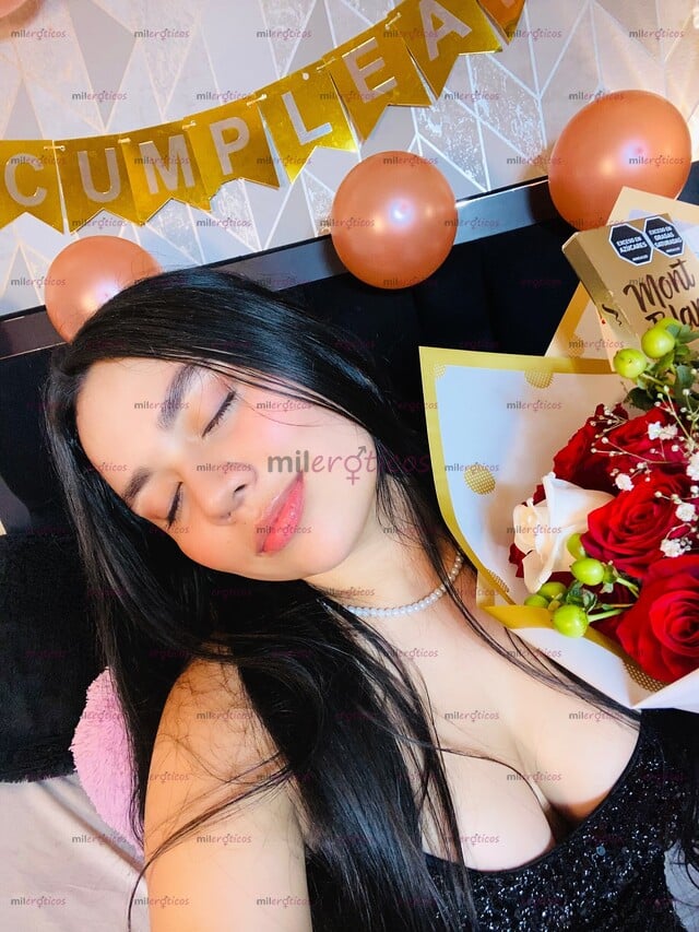 FOTOS DE INOCENTE PAISA DE 18 AÑOS CON UN CULOTE DESEA TU DELICIOSA VERGA, DESDE 10.000.