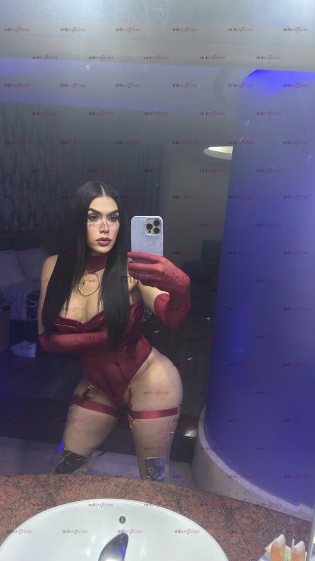 FOTOS DE GINGIN HERMOSA PELI NEGRA DELGADITA COMPLACIENTE FIESTERA