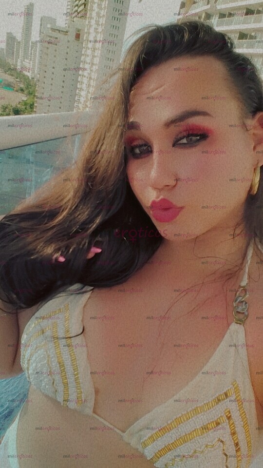 FOTOS DE CHICA TRANS FEMENINA ARDIENTE CALIENTE DISPONIBLE