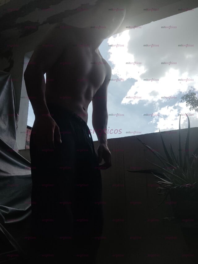 FOTOS DE ANDRÉS, MASAJISTA PARA DAMAS CON MUCHO ESTRÉS Y MUY OCUPADAS