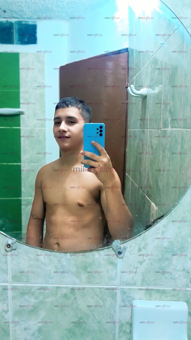 FOTOS DE HOLA SOY DUVAN UN CHICO CALIENTE CON GANAS DE DIVERTIRSE