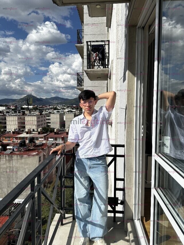 FOTOS DE MUÑECO TWINK DE VISITA CON BUENOS ATRIBUTOS