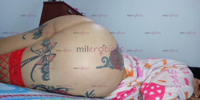 FOTOS DE 1 MAYO CON BOYACA ME ROMPE CULO AQUI ESTA EL MIO EN 4 REDONDO Y APRETADITO PAPI