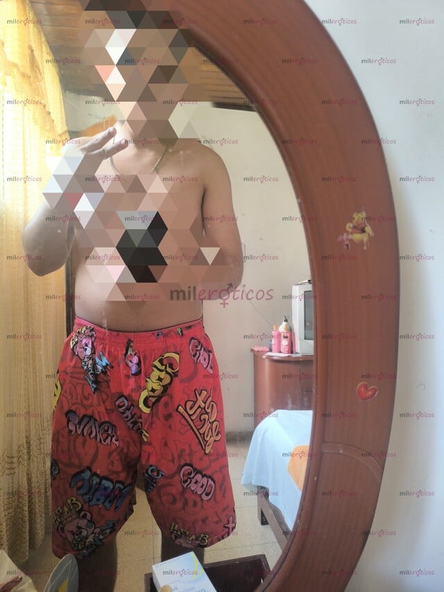 FOTOS DE CHICO ACTIVO DE BUENA VERGA MUY ARRECHO PARA COMPLACERTE