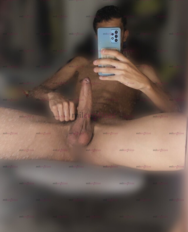 FOTOS DE DOTADO MORENO DE 1.96 TE DA LA VERGA QUE TE HACE FALTA