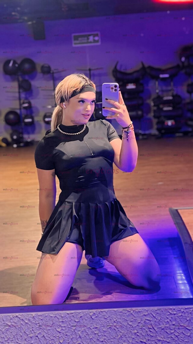 FOTOS DE HOLA CORAZÓN MI NOMBRE ES LILLY SOLO HOMBRES PUDIENTES, NADA ECONÓMICA