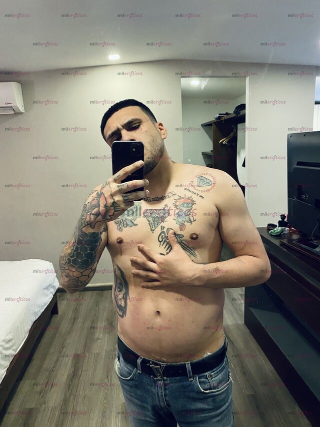 FOTOS DE HETERO MORBOSO HOT 100%ACT DISPONIBLE SOLO POR UNOS DÍAS CUMPLE TU FANTASÍA