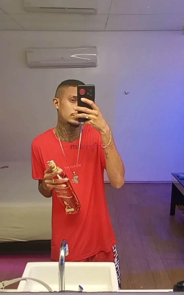 Ola meus amores espero que esteja tudo bem com voce no meu atendimento virtual eu faco sexo ao vivo tenho varios conteudos novos e personalizados tbm...