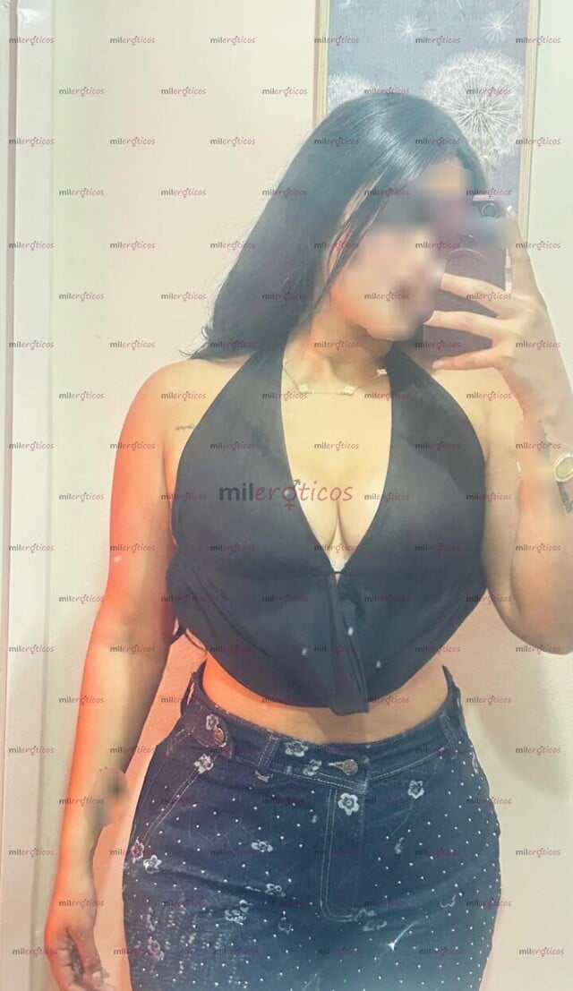 FOTOS DE UN MASAJE RELAJANTE LLENO DE EROTISMO CON UNA DE NUESTRAS HERMOSAS MASAJISTAS!!!