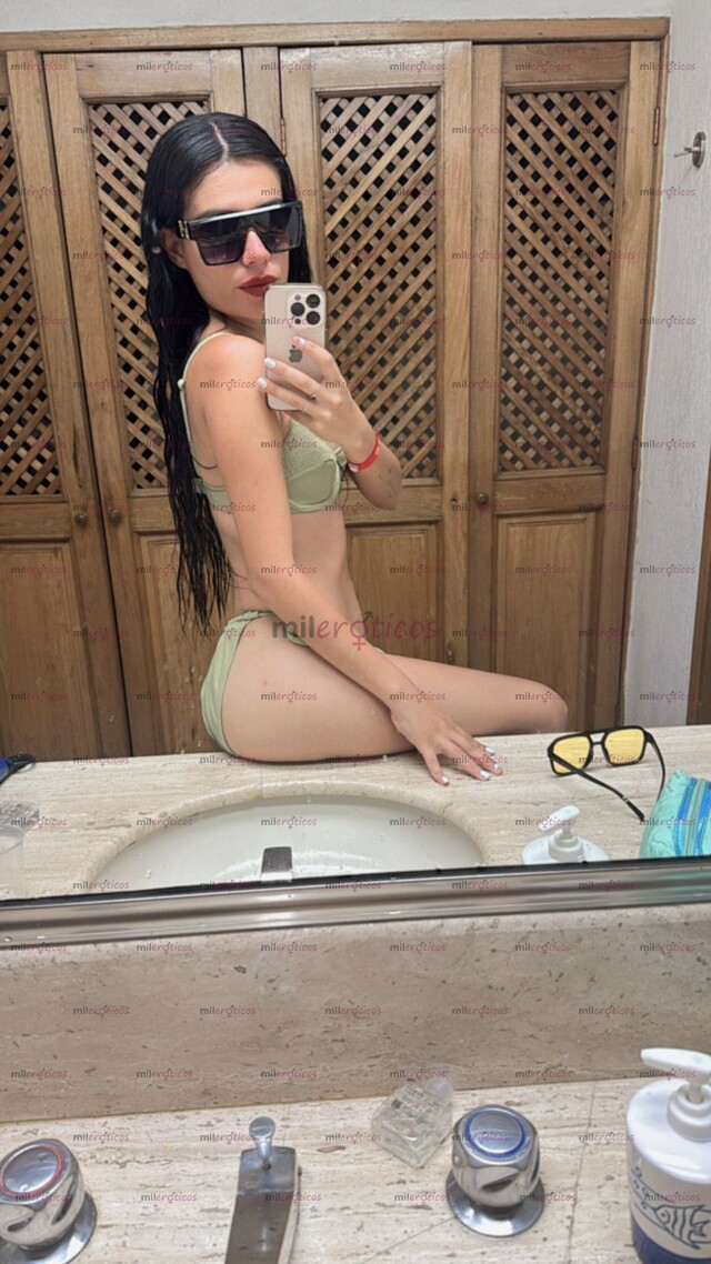 FOTOS DE FLAQUITA VAGINA APRETADA!. Y MUY MOJADA MIS FOTOS SON REALES!!