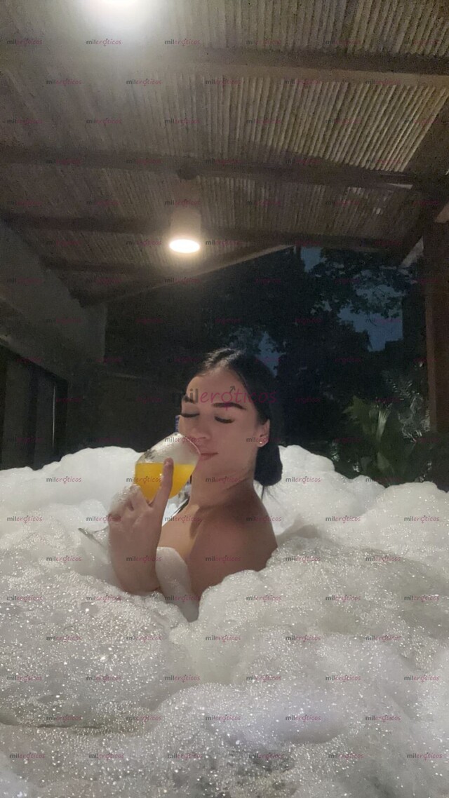 FOTOS DE HERMOSA TRANS SEDUCTORA Y COMPLACIENTE ESCRÍBEME PARA MAS INFORMACIÓN