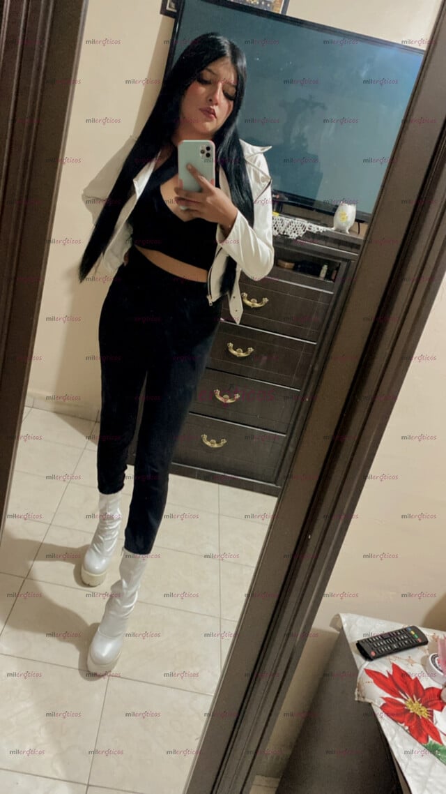 FOTOS DE SIEMPRE DISPONIBLE NENA FLAQUITA, BONITA Y APRETADITA